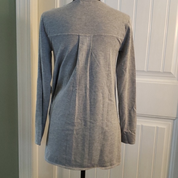 💕 Long Sleeve Grey Sweater - Picture 3 of 6